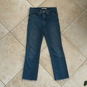 Levi’s | Slimming Straight